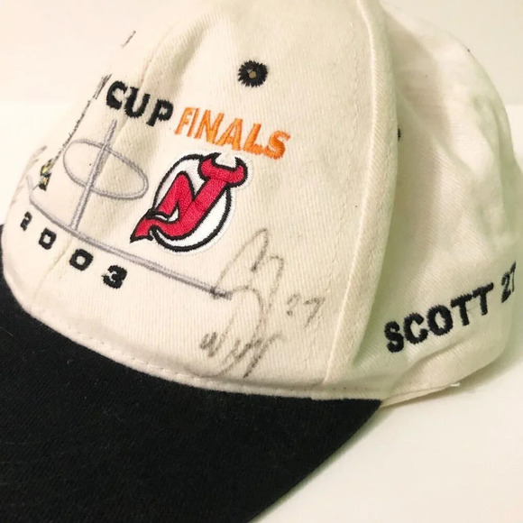 2003 Mighty Ducks New Jersey Devils Stanley  Cup Finals Cap Niedermayer Signed - Picture 4 of 16